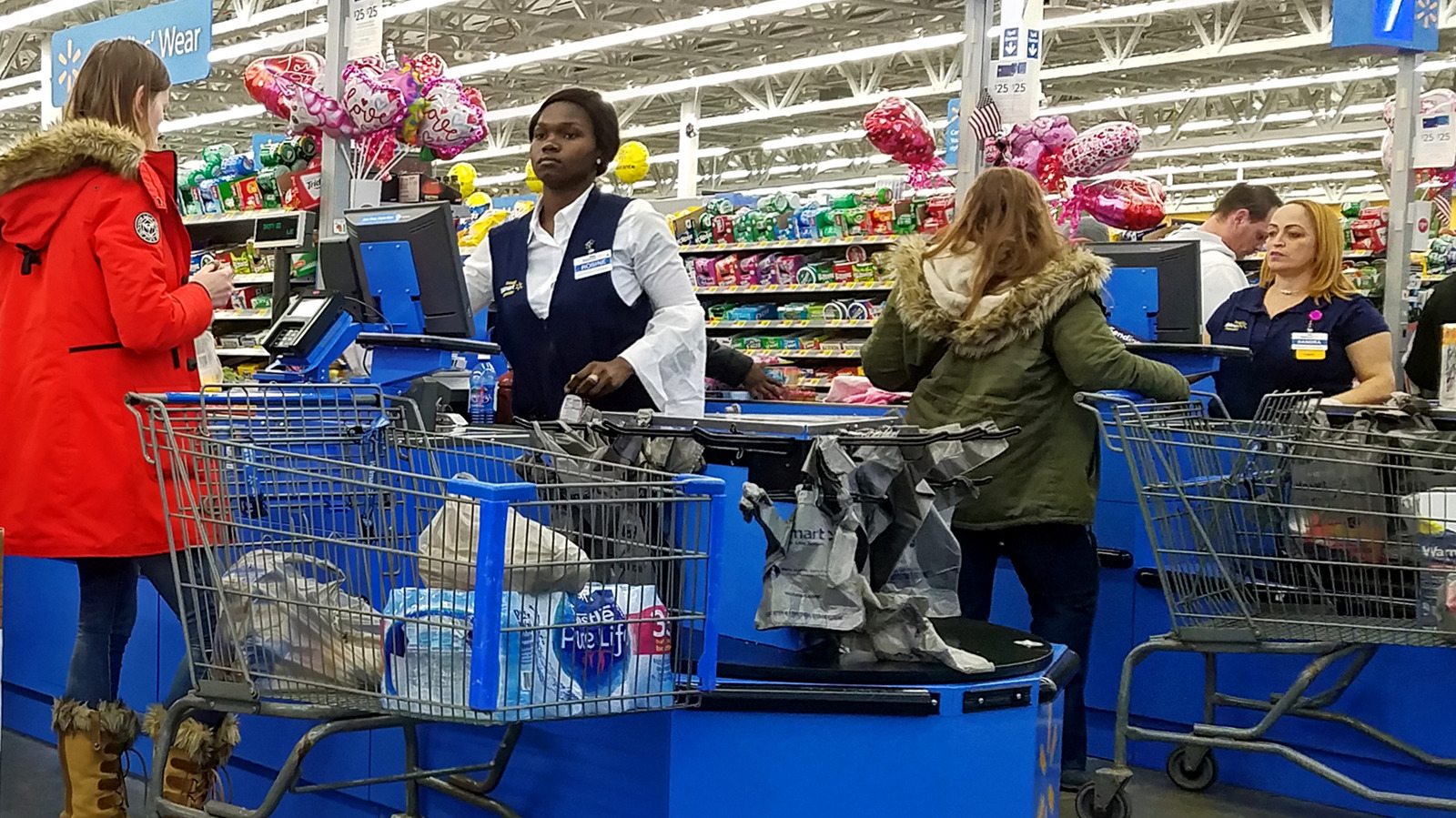 Reddit Is Appalled At This Alleged Walmart Safety Violation