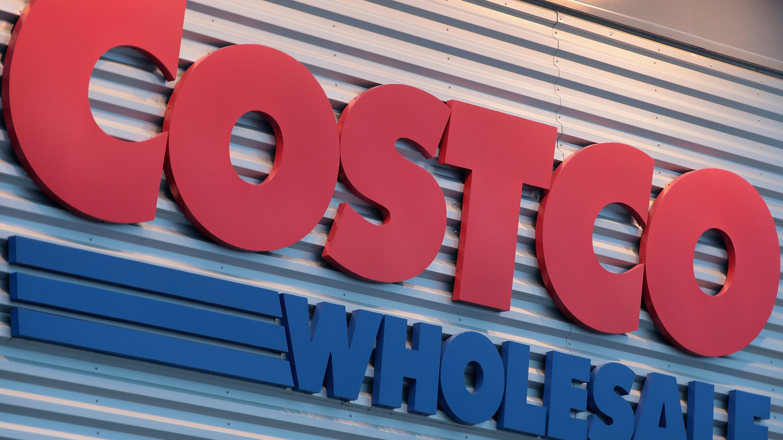 Reddit Thread Reveals Hidden Costco Membership Benefits