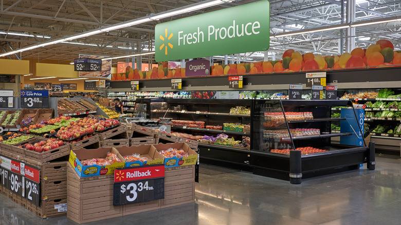 Walmart produce section