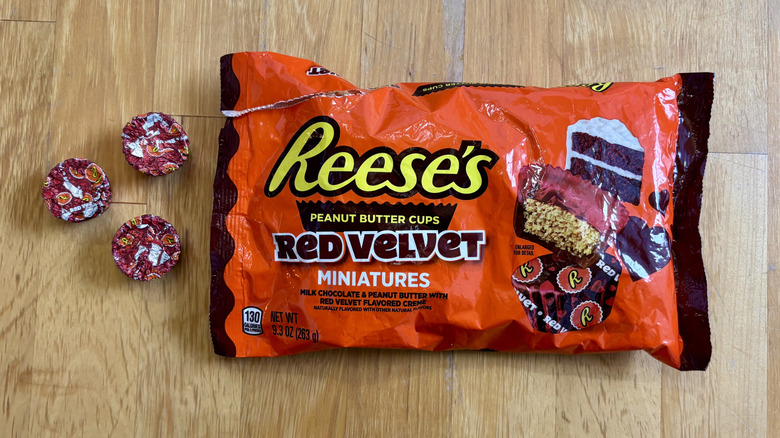 Bag of Reese's red velvet candies with three cups