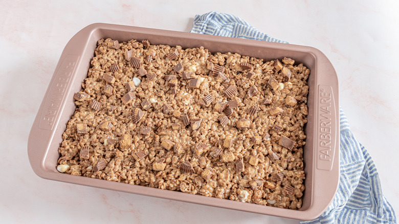 Reese's Rice Krispie Treats pan