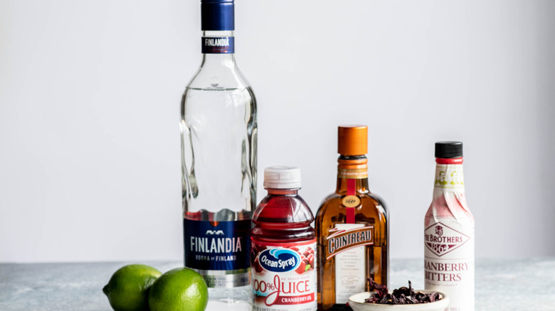 refreshing cosmopolitan cocktail ingredients 