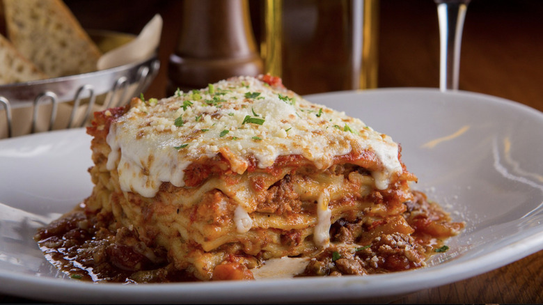 Biaggi's Ristorante Italiano lasagna bolognese