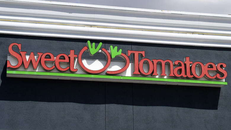 sweet tomatoes sign