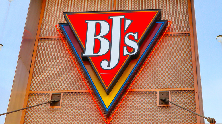 BJ's neon sign