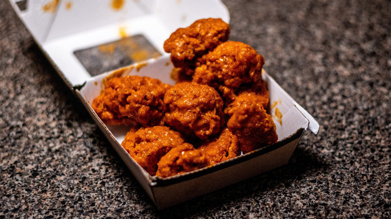 Buffalo Wild Wings wings in box