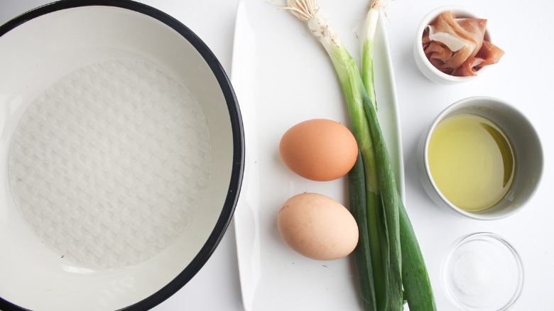 ingredients for rice paper omelet