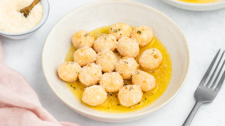 gnudi and garlic butter sauce