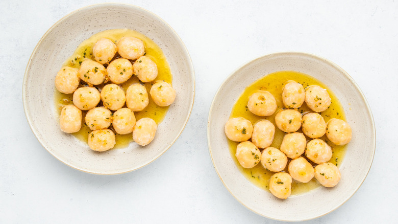 two bowls of ricotta gnudi