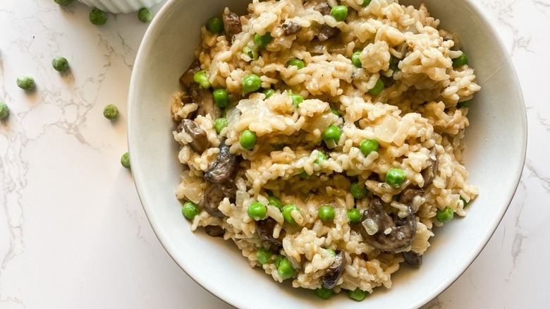 Instant pot risotto with peas