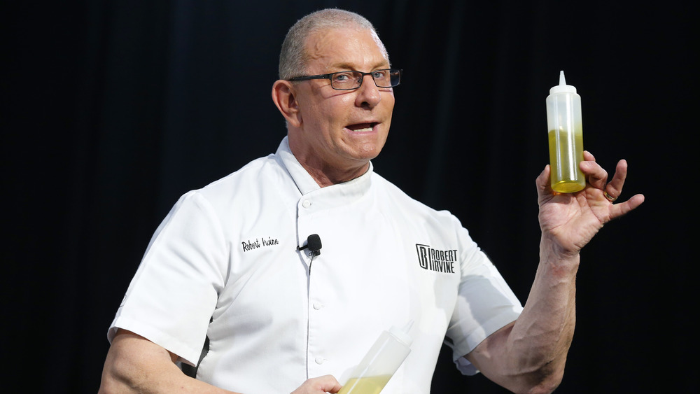 Robert Irvine conducting a demonstration