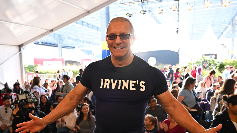 Robert Irvine at food festival