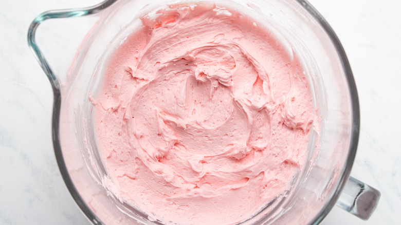 pink frosting in dish 