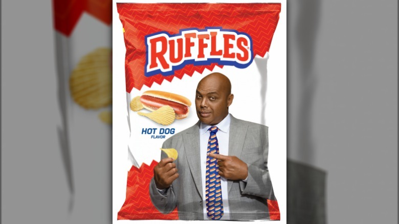 Ruffles hot dog chips