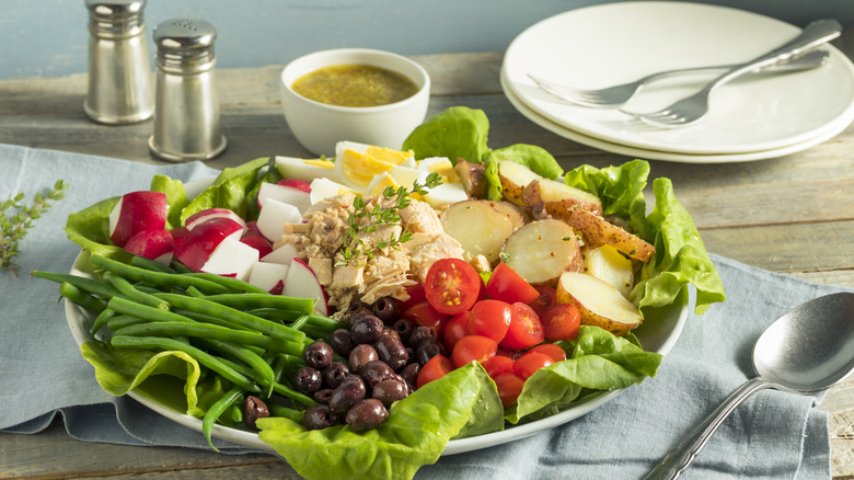 Beautiful salade niçoise