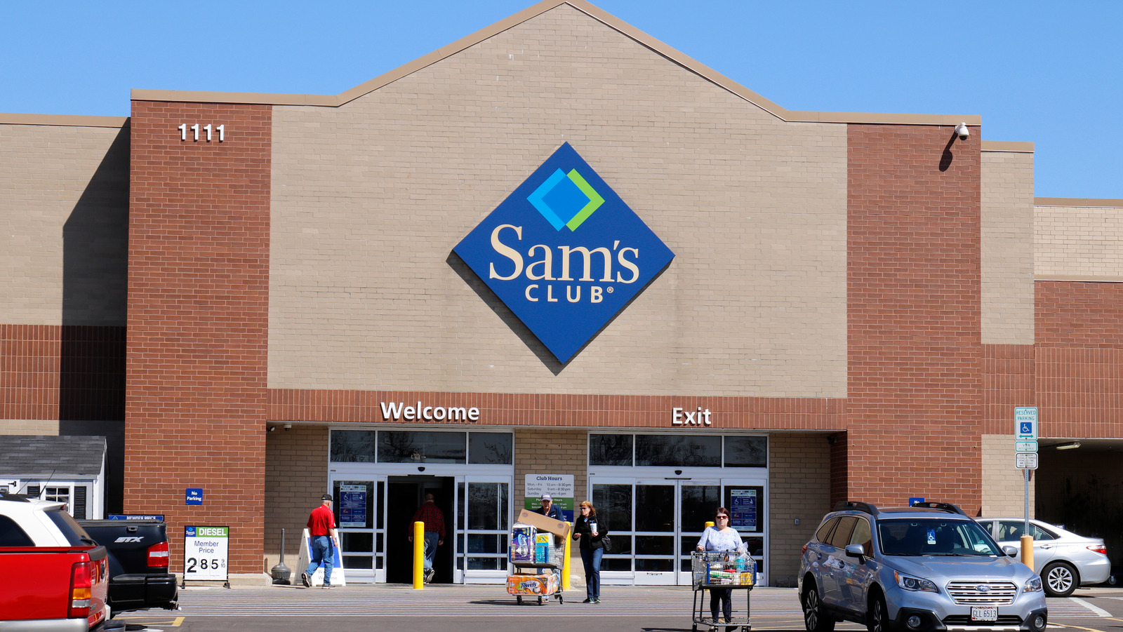 Sam's Club Made A Statement Regarding The Walmart Tragedy