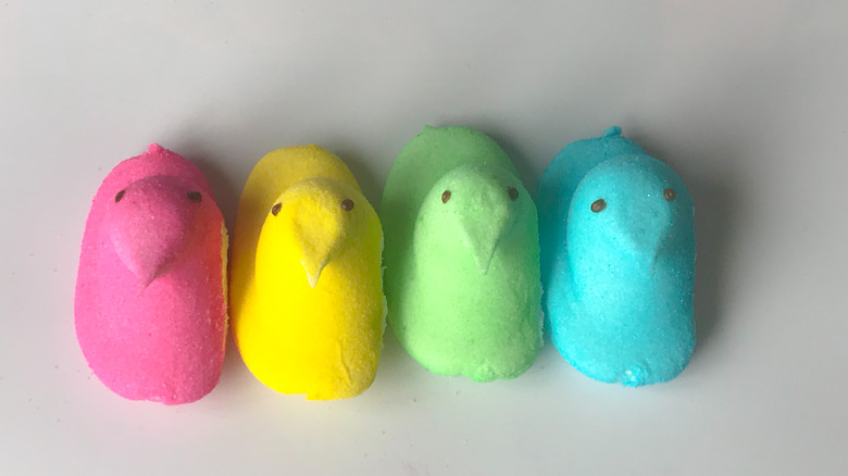 The silent judgement of Peeps