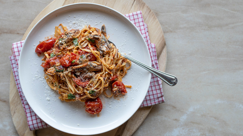 sardines pasta dish