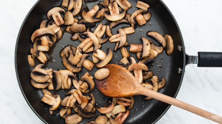 mushrooms in frying pan