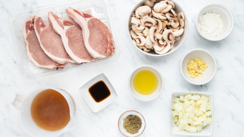 ingredients for pork with gravy