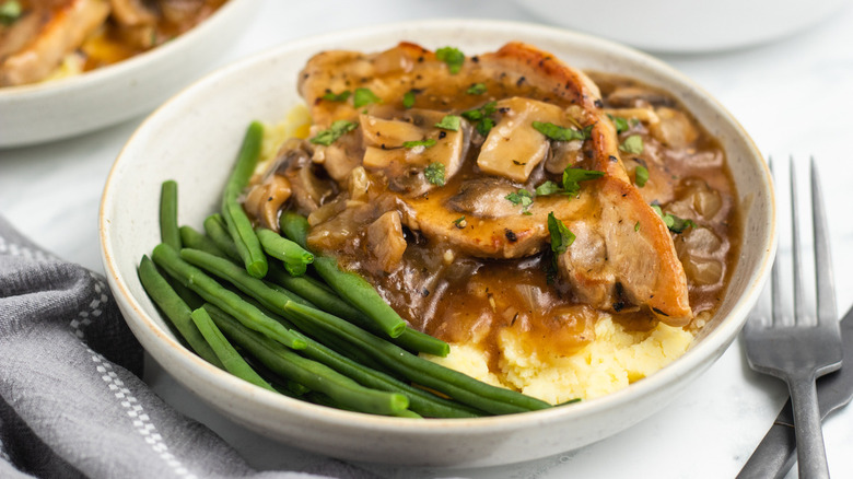 pork chops with mashed potatoes