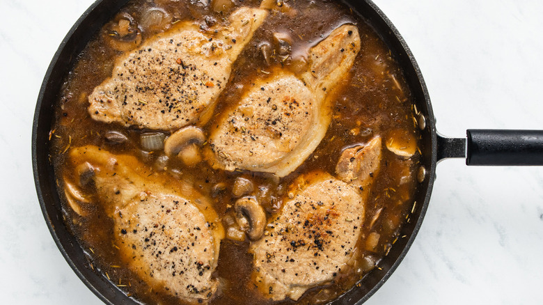 pork chops in mushroom gravy