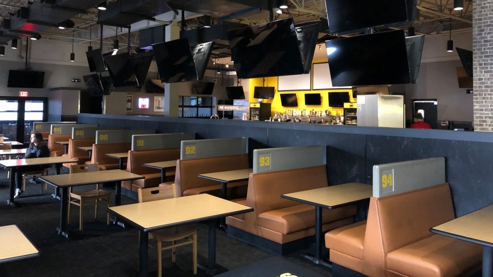 Buffalo Wild Wings interior