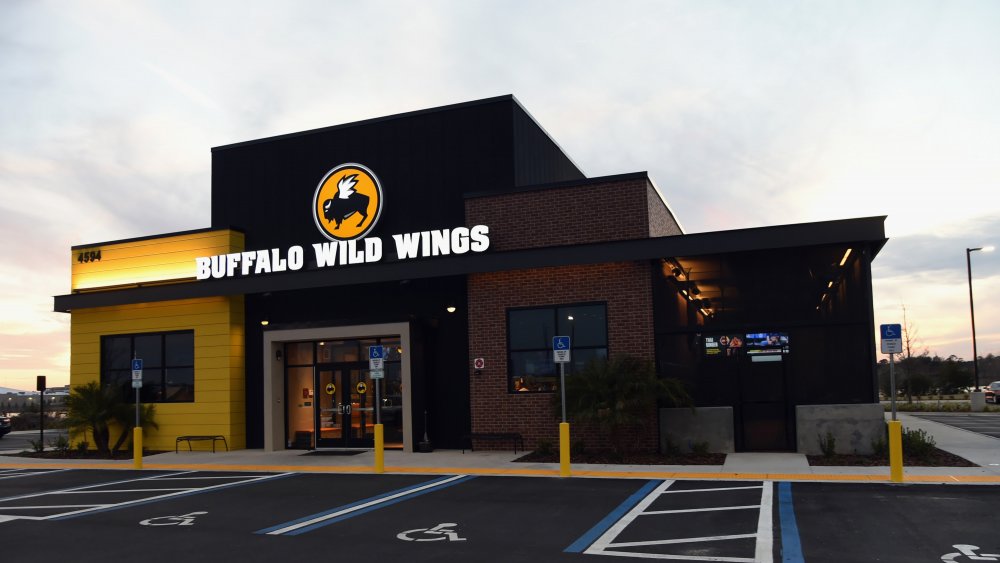 Buffalo Wild Wings exterior