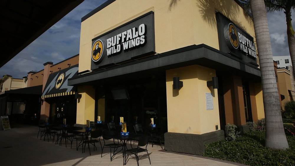 Buffalo Wild Wings accused of condoning racist behavior 
