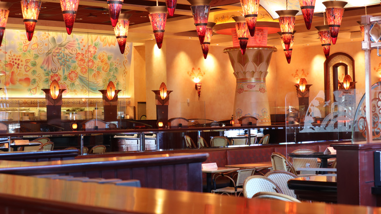 Cheesecake Factory interior