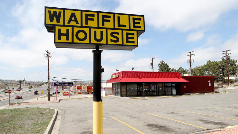 empty waffle house restaurant