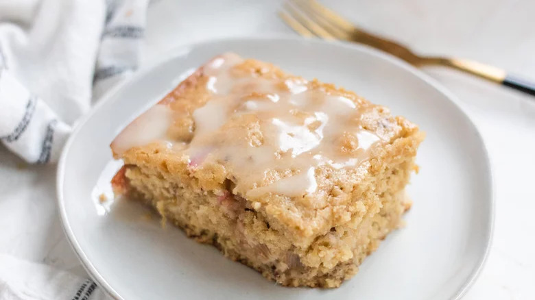 Rhubarb Cake