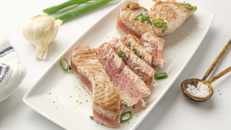 cooked tuna with green onions