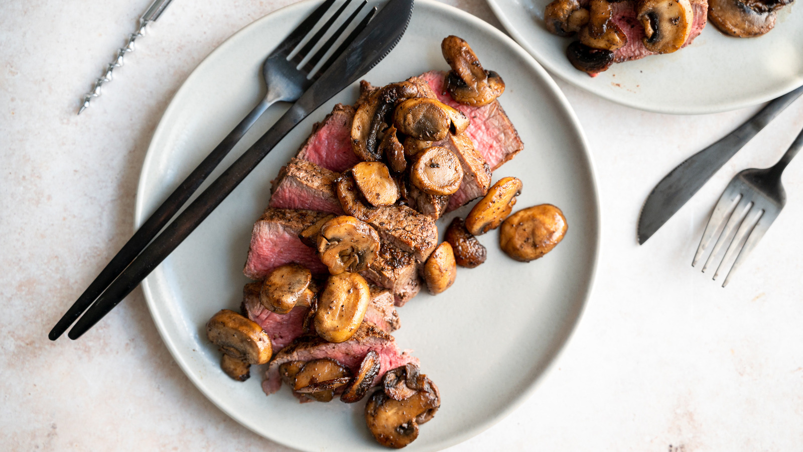 How to Cook the Perfect Pan Seared Steak And Mushrooms • Salted Mint