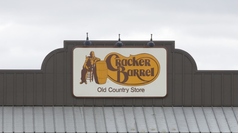 cracker barrel sign