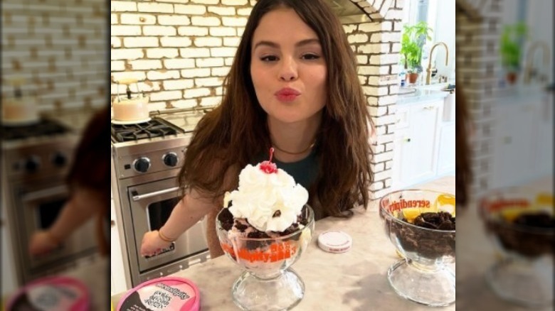 Selena and her Sundae