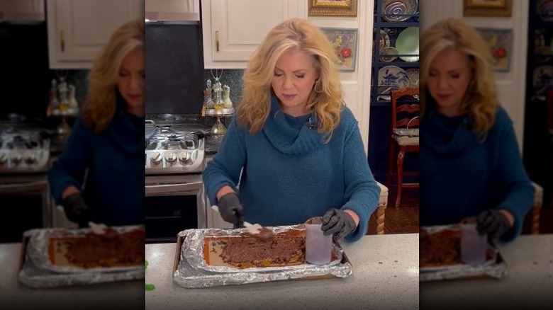 Senator Marsha Blackburn making her toffee crunch