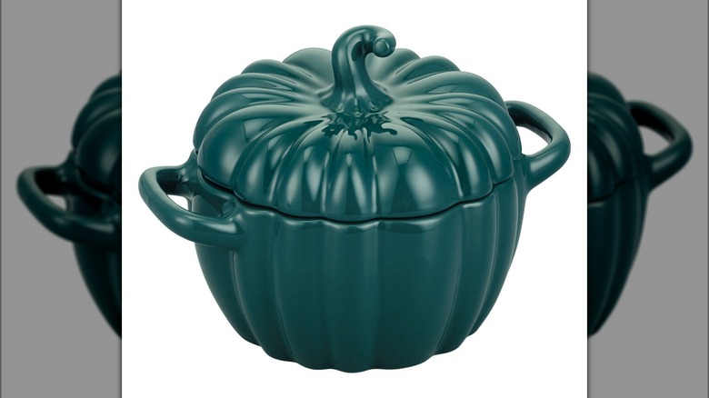 Crofton Small Green Pumpkin Casserole Dish