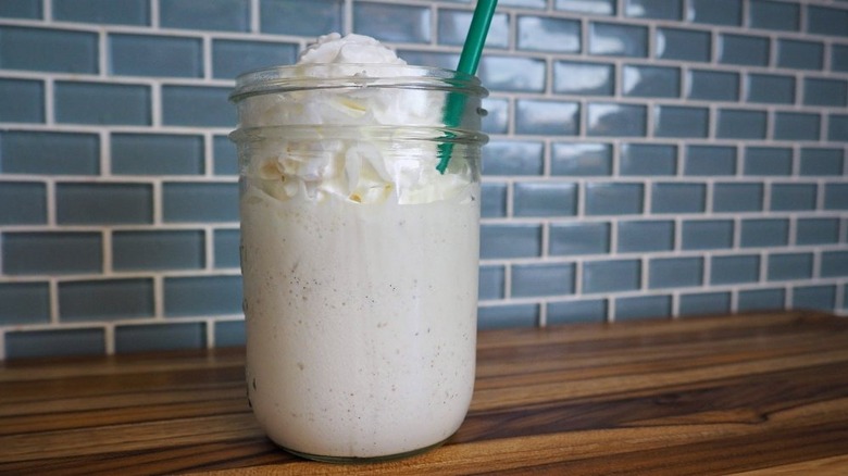 Starbucks copycat vanilla bean frappuccino