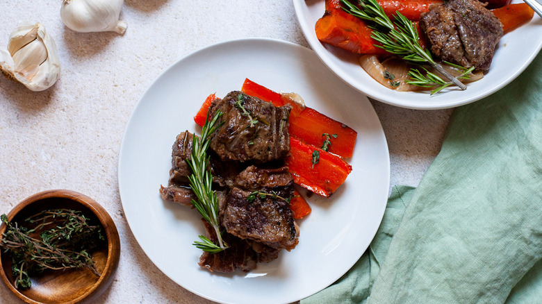 short ribs on plate