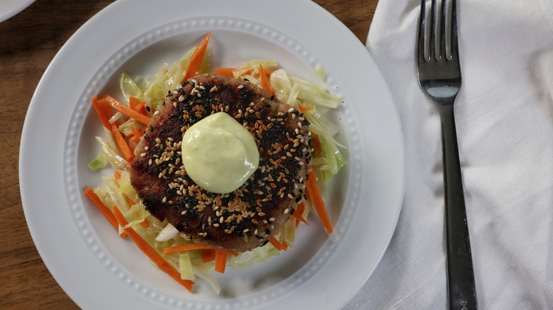 plated tuna burger with slaw