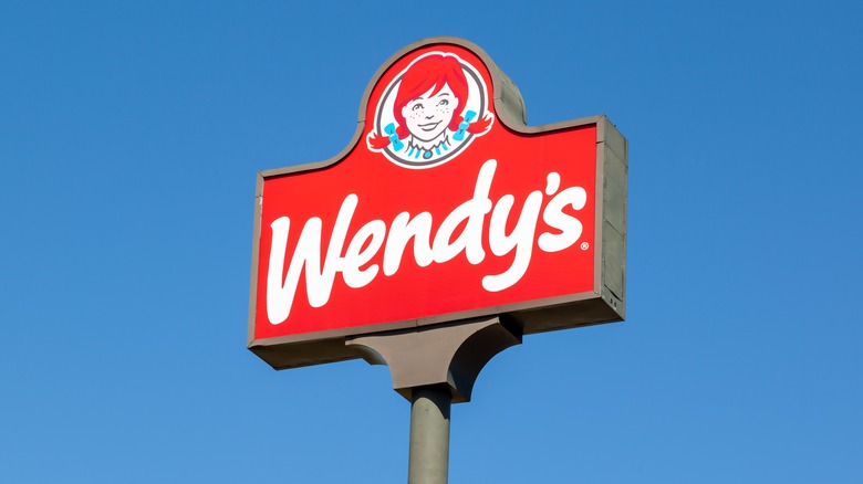 Wendy's sign