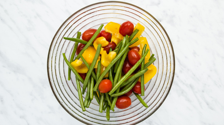 Preparing the vegetable layer