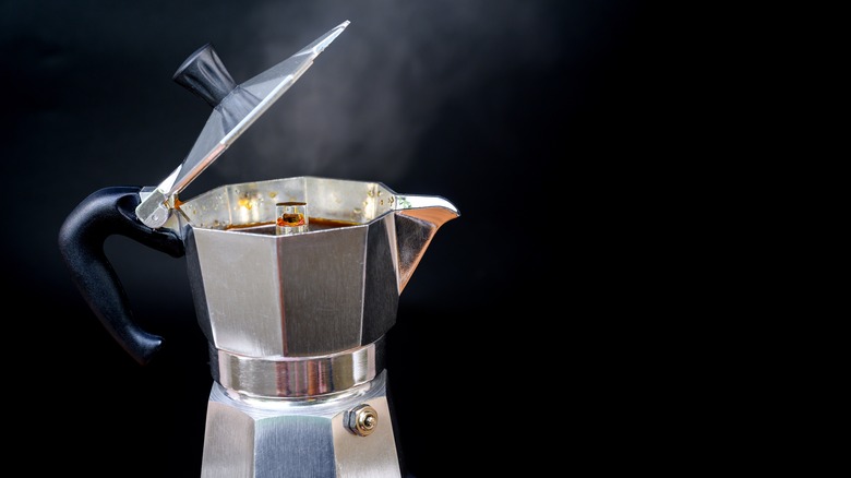 Steaming moka pot