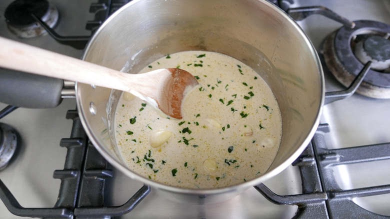 bagna cauda in saucepan