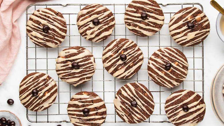 Espresso martini cookies on wire rack