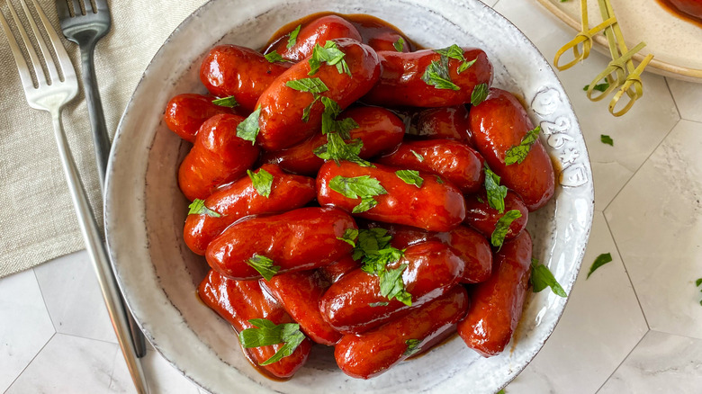 Cocktail wienies in bowl