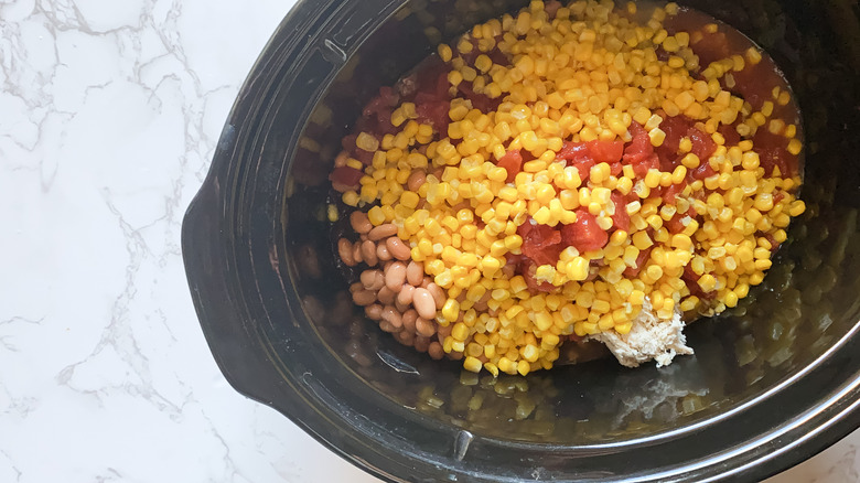 Slow cooker chicken taco chili in crockpot