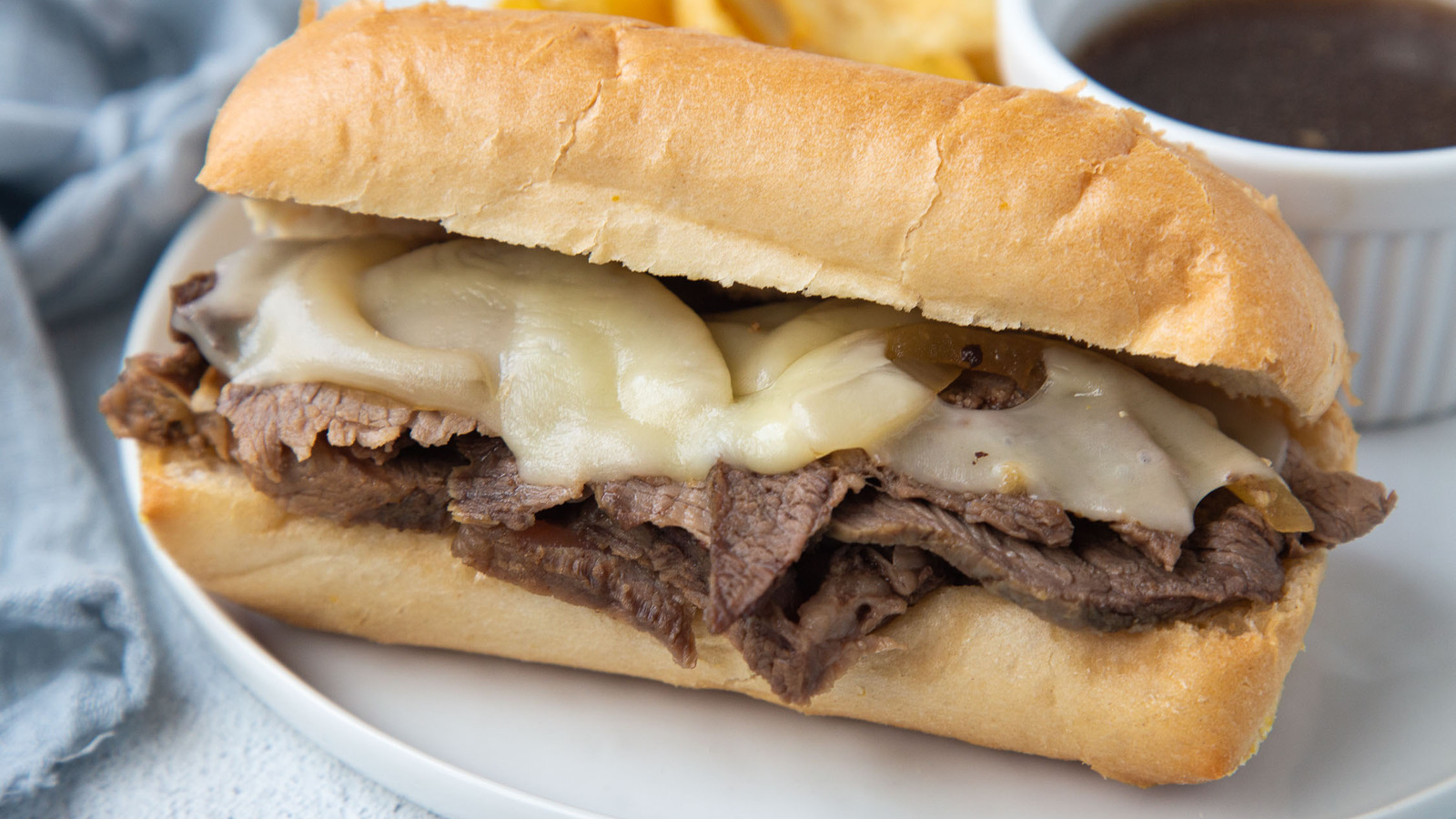 Slow Cooker French Dip Recipe - Mashed - TrendRadars