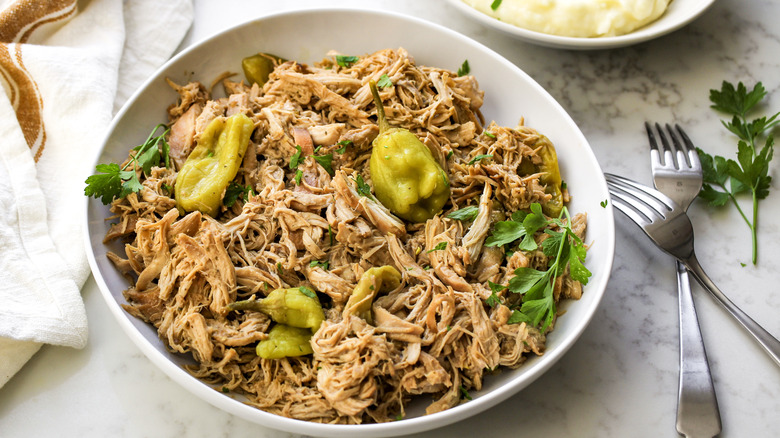 shredded chicken in bowl